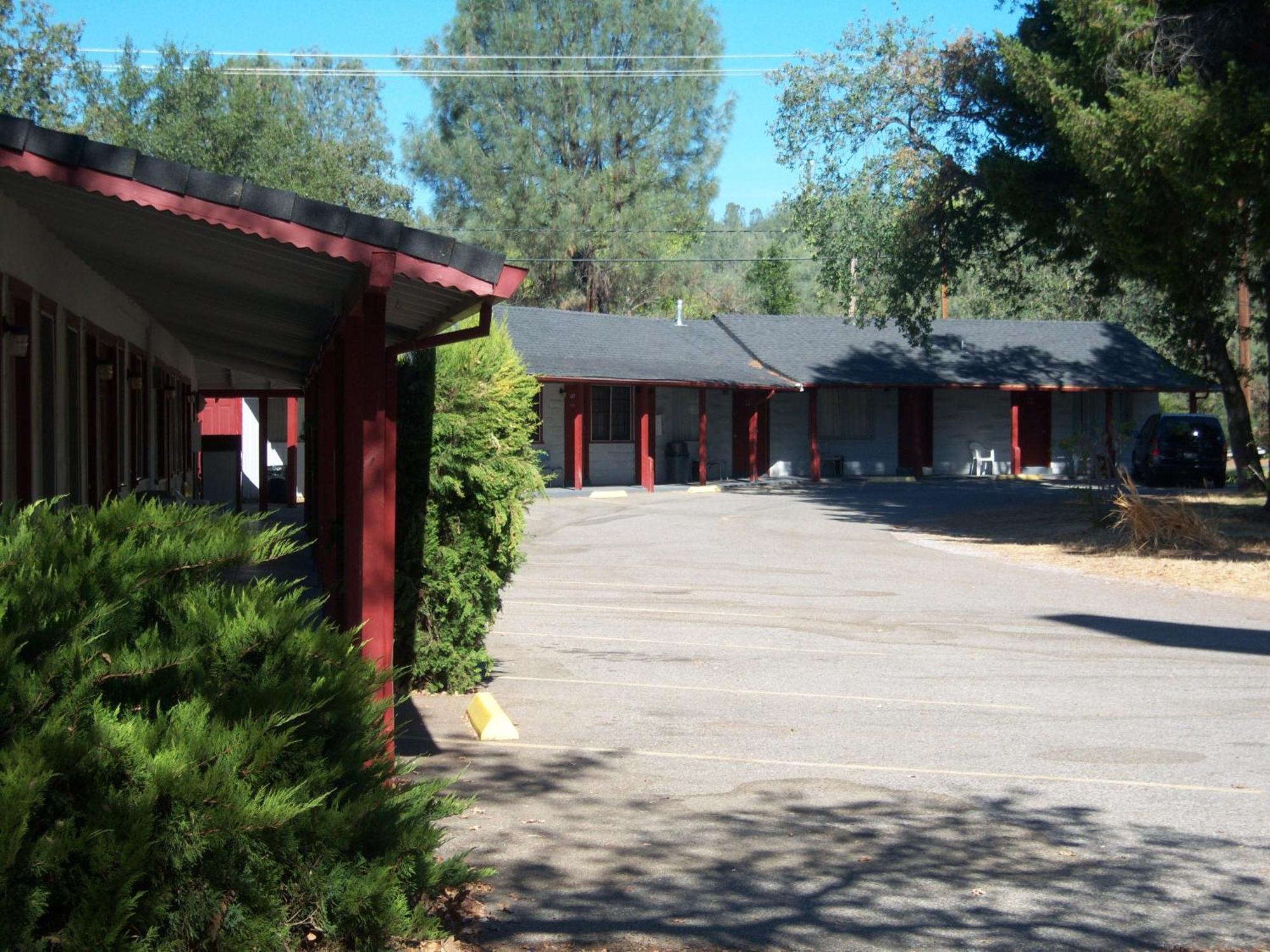 Shasta Dam Motel Shasta Lake Buitenkant foto